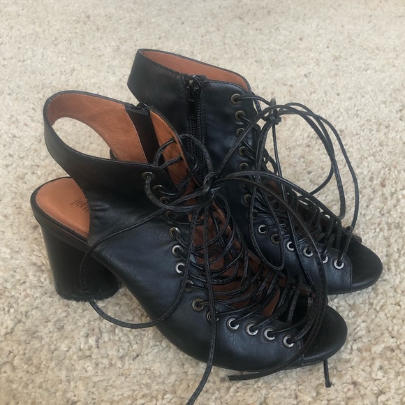 Jeffrey Campbell Covet Leather Lace Up Sandal (Size 6.5) - Picture 4 of 7